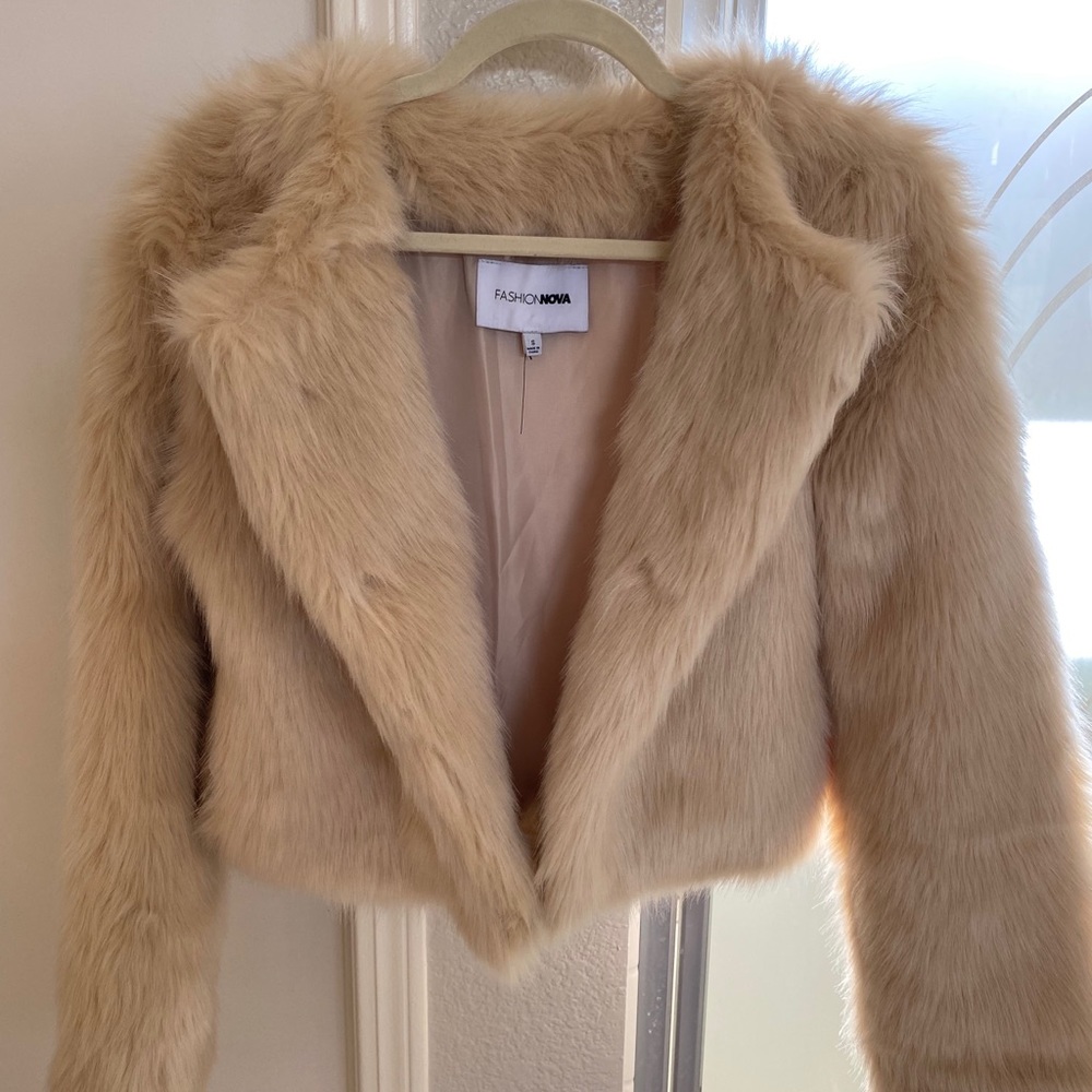 Fashion Nova Women's Tan Faux Fur Jacket